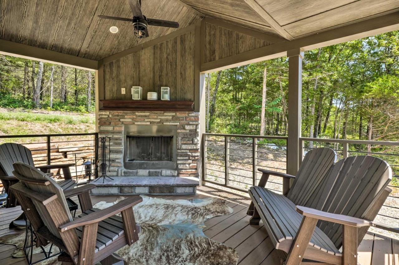 Branson Tiny Home On 52 Acres With Private Lake! المظهر الخارجي الصورة